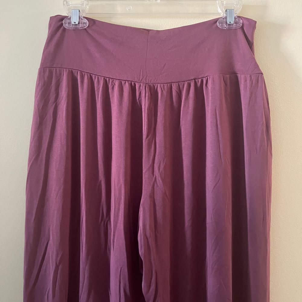 Athleta Mauve Cropped Tulip-Leg Pants - Picture 9 of 12